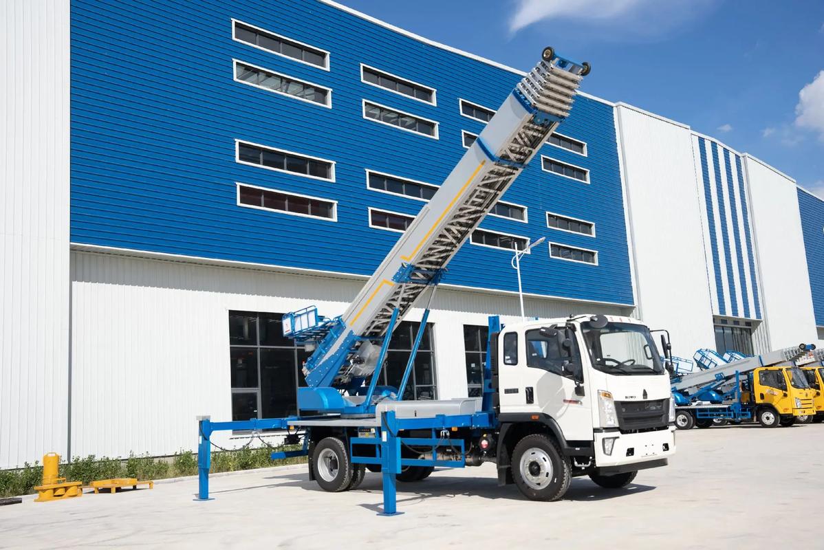 泰州姜堰小型云梯车上料车租赁多少钱