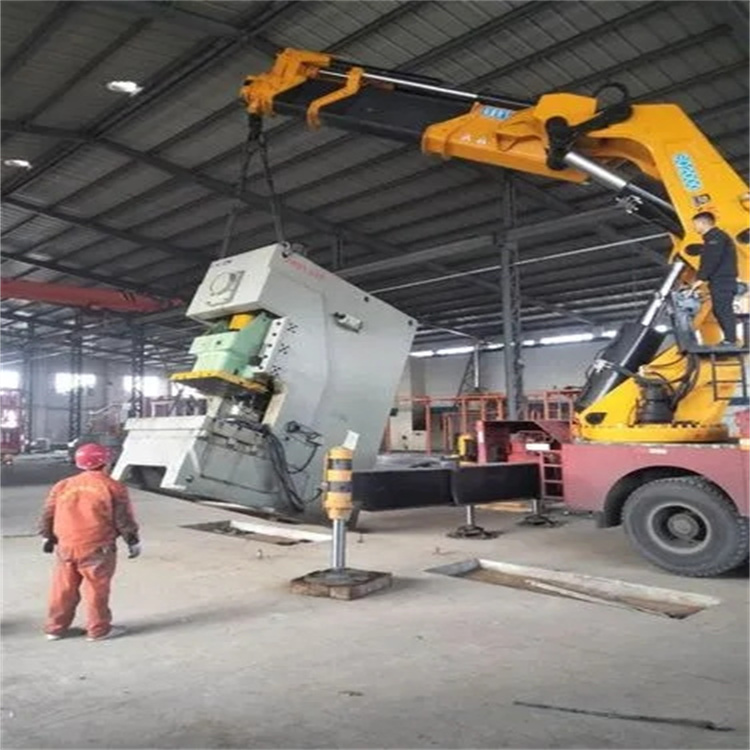 泰州姜堰80吨折臂吊车出租附近电话